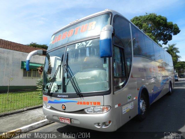 Jabotur Turismo 2666 na cidade de Monte Sião, Minas Gerais, Brasil, por Alexandre  Magnus. Número da foto: #2567140.