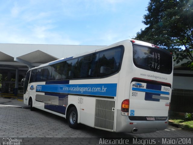 Auto Viação Bragança 5001 na cidade de Águas de Lindóia, São Paulo, Brasil, por Alexandre  Magnus. ID da foto: 2567828.