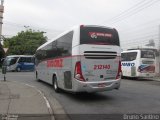 Viação Santa Cruz 212140 na cidade de São Paulo, São Paulo, Brasil, por Bruno Santino. Número da foto: #2566719.
