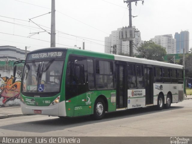 Viação Santa Brígida 1 1862 na cidade de São Paulo, São Paulo, Brasil, por Alexandre Luis de Oliveira. Número da foto: #2599489.