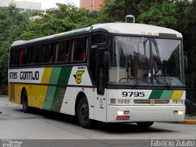 Empresa Gontijo de Transportes 9795 na cidade de São Paulo, São Paulo, Brasil, por Fabricio Zulato. ID da foto: 2600954.