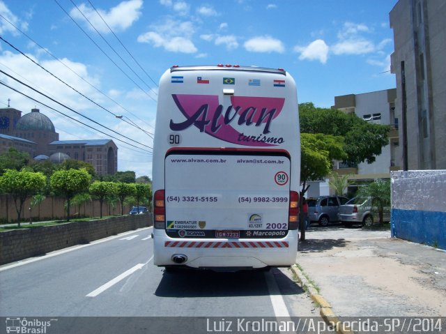 Alvan Turismo 2002 na cidade de Aparecida, São Paulo, Brasil, por Luiz Krolman. Número da foto: #2601520.