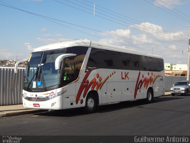 LK Transportadora Turística 21005 na cidade de Araxá, Minas Gerais, Brasil, por Guilherme Antonio. ID da foto: 2601216.