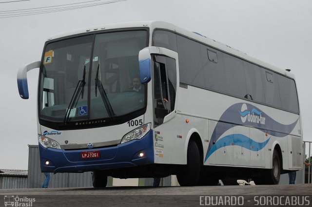 Dobrutur Fretamento e Turismo 1005 na cidade de São Paulo, São Paulo, Brasil, por EDUARDO - SOROCABUS. Número da foto: #2603004.