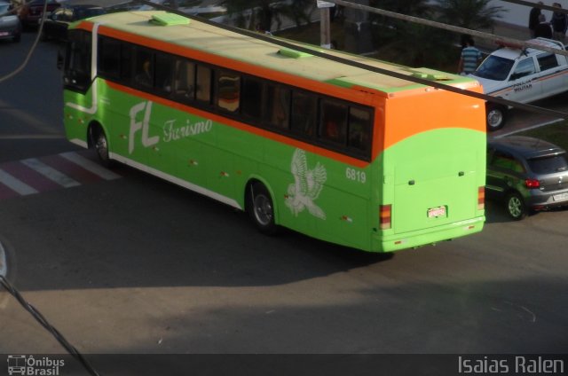 FL Turismo 6819 na cidade de Santos Dumont, Minas Gerais, Brasil, por Isaias Ralen. ID da foto: 2607864.