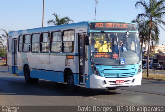 UTB - União Transporte Brasília 4230 na cidade de Valparaíso de Goiás, Goiás, Brasil, por David Borges. Número da foto: #2611104.