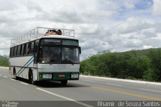 Ônibus Particulares 5029 na cidade de Jequié, Bahia, Brasil, por Rhamir  de Souza Santos. Número da foto: #2611349.