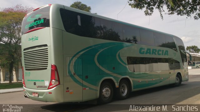 Viação Garcia 7117 na cidade de Curitiba, Paraná, Brasil, por Alexandre M.  Sanches. Número da foto: #2612539.