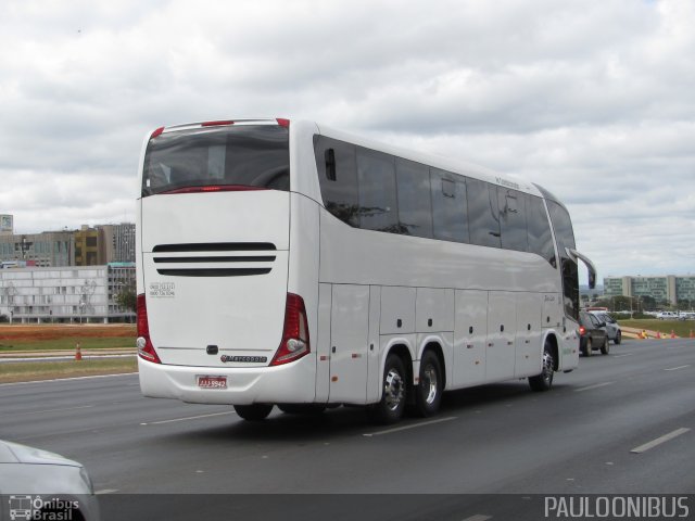 Ônibus Particulares 9942 na cidade de Brasília, Distrito Federal, Brasil, por Paulo Camillo Mendes Maria. Número da foto: #2612134.