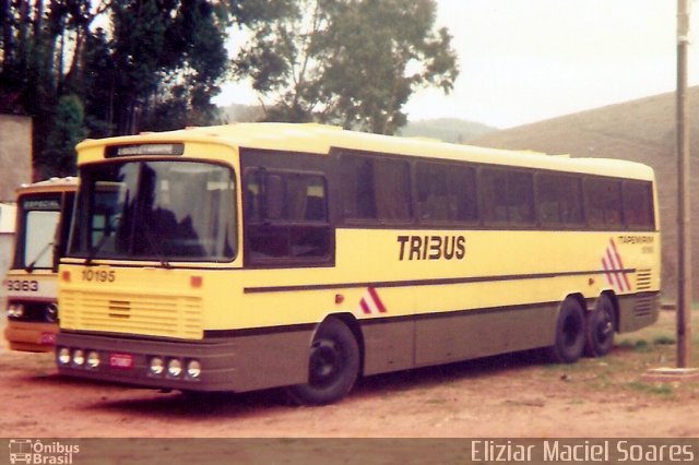 Viação Itapemirim 10195 na cidade de Manhuaçu, Minas Gerais, Brasil, por Eliziar Maciel Soares. ID da foto: 2613897.