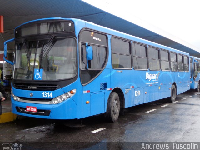 Biguaçu Transportes Coletivos Administração e Participação 1314 na cidade de Florianópolis, Santa Catarina, Brasil, por Andrews  Fuscolin. Número da foto: #2615656.