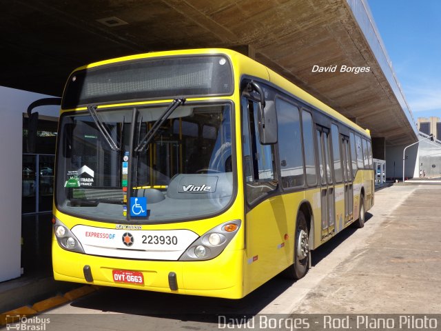 Viação Pioneira 223930 na cidade de Brasília, Distrito Federal, Brasil, por David Borges. ID da foto: 2617282.