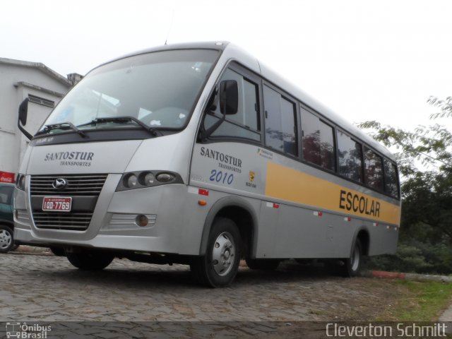 Santostur Transportes 2010 na cidade de Santa Maria, Rio Grande do Sul, Brasil, por Cleverton Schmitt. Número da foto: #2619390.