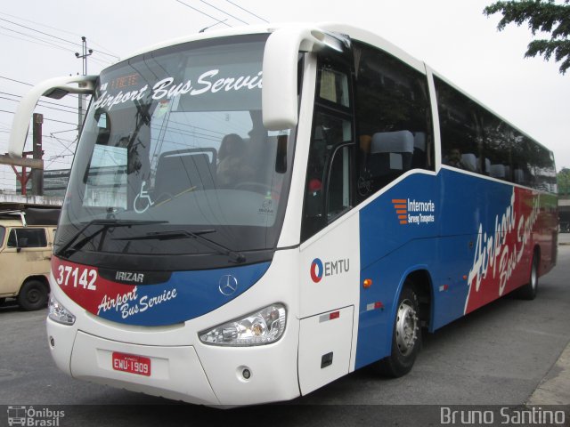 Airport Bus Service 37142 na cidade de São Paulo, São Paulo, Brasil, por Bruno Santino. Número da foto: #2571827.