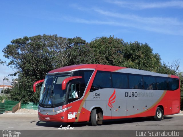 Viação Ouro Branco 16204 na cidade de Curitiba, Paraná, Brasil, por Luiz Scarabotto . Número da foto: #2578256.