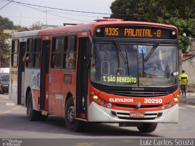 Expresso Luziense > Territorial Com. Part. e Empreendimentos 30250 na cidade de Santa Luzia, Minas Gerais, Brasil, por Luiz Carlos Souza. ID da foto: 2580785.