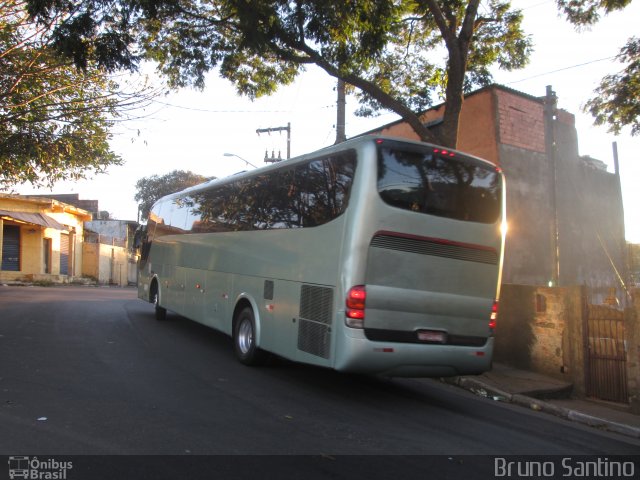 Leads Transportes 149 na cidade de Embu das Artes, São Paulo, Brasil, por Bruno Santino. Número da foto: #2620429.