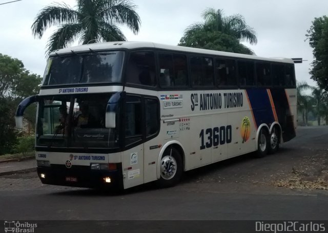 Santo Antônio Turismo 13600 na cidade de Lucélia, São Paulo, Brasil, por Diego Carlos Oliveira. ID da foto: 2637536.