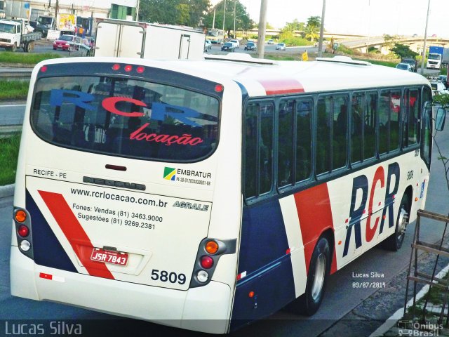 RCR Locação 5809 na cidade de Recife, Pernambuco, Brasil, por Lucas Silva. Número da foto: #2639478.