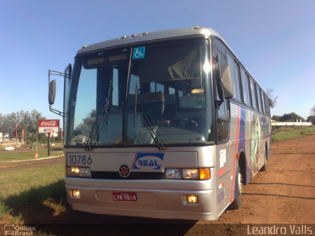 Real Transporte e Turismo 10786 na cidade de Santo Ângelo, Rio Grande do Sul, Brasil, por Leandro Melo Valls. Número da foto: #2640568.