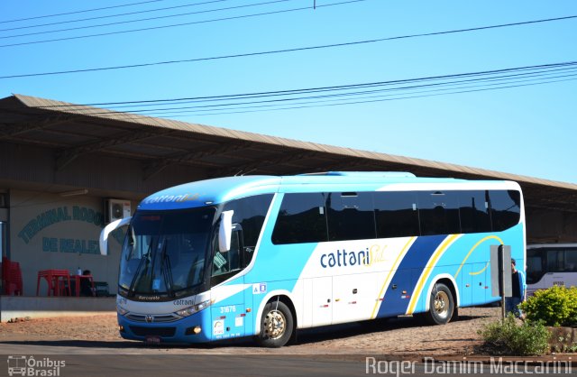 Cattani Sul Transportes e Turismo 31676 na cidade de Realeza, Paraná, Brasil, por Roger Damim Maccarini. ID da foto: 2640316.