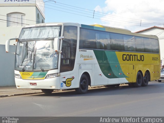 Empresa Gontijo de Transportes 16025 na cidade de Pirapora, Minas Gerais, Brasil, por Andrew Campos. ID da foto: 2642645.