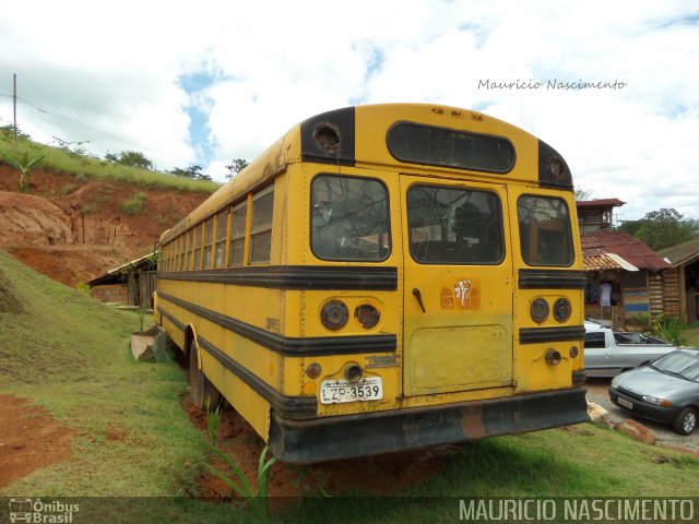 Sucata e Desmanches BIBLIOTECA JECA TATU na cidade de Itabirito, Minas Gerais, Brasil, por Maurício Nascimento. Número da foto: #2643506.