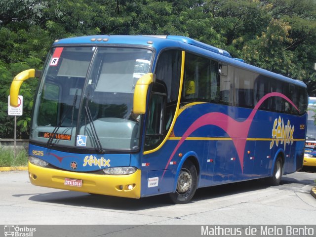 Rápido Expresso Fênix Viação 9525 na cidade de São Paulo, São Paulo, Brasil, por Matheus de Melo Bento. Número da foto: #2644757.