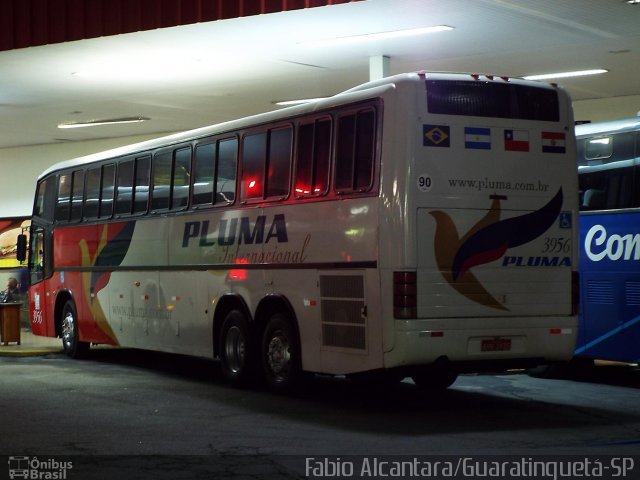 Pluma Conforto e Turismo 3956 na cidade de Guaratinguetá, São Paulo, Brasil, por Fabio Alcantara. Número da foto: #2644321.