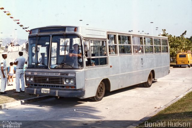 Marinha do Brasil 101-6-2 na cidade de Rio de Janeiro, Rio de Janeiro, Brasil, por Donald Hudson. ID da foto: 2648572.