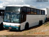 Ônibus Particulares 8697 na cidade de Caruaru, Pernambuco, Brasil, por Lenilson da Silva Pessoa. ID da foto: :id.