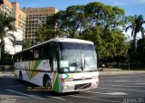 Ônibus Particulares 300 na cidade de Belo Horizonte, Minas Gerais, Brasil, por Jones Bh. ID da foto: :id.