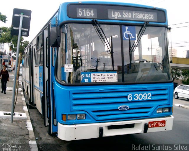 Viação Paratodos > São Jorge > Metropolitana São Paulo > Mobibrasil 6 3092 na cidade de São Paulo, São Paulo, Brasil, por Rafael Santos Silva. Número da foto: #2662058.