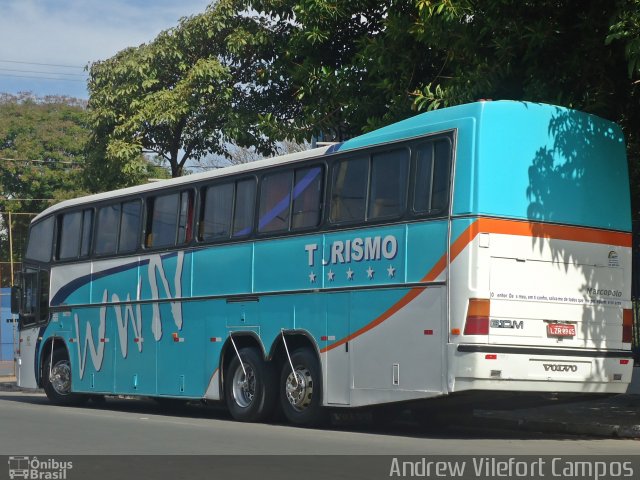 WWN Turismo 8965 na cidade de Pirapora, Minas Gerais, Brasil, por Andrew Campos. ID da foto: 2662987.