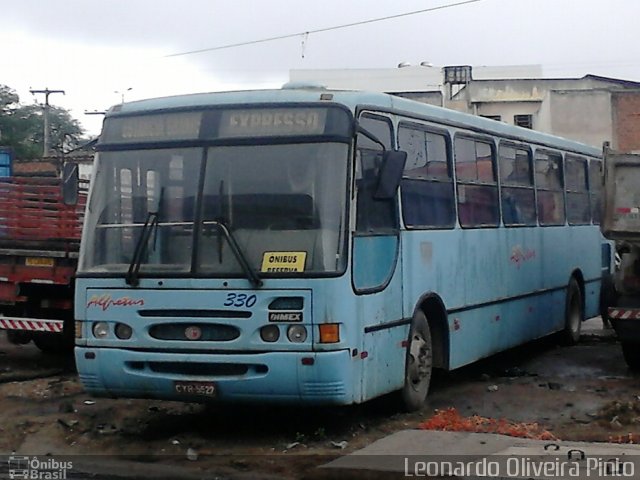 Alfretur 330 na cidade de Caruaru, Pernambuco, Brasil, por Leon Oliver. ID da foto: 2667761.