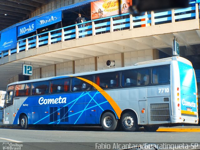 Viação Cometa 7710 na cidade de Aparecida, São Paulo, Brasil, por Fabio Alcantara. ID da foto: 2669064.