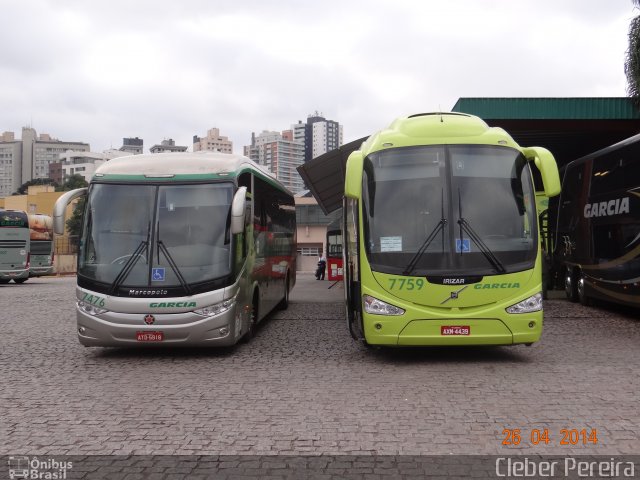 Viação Garcia 7476 na cidade de Curitiba, Paraná, Brasil, por Cleber Luiz Pereira. Número da foto: #2668657.