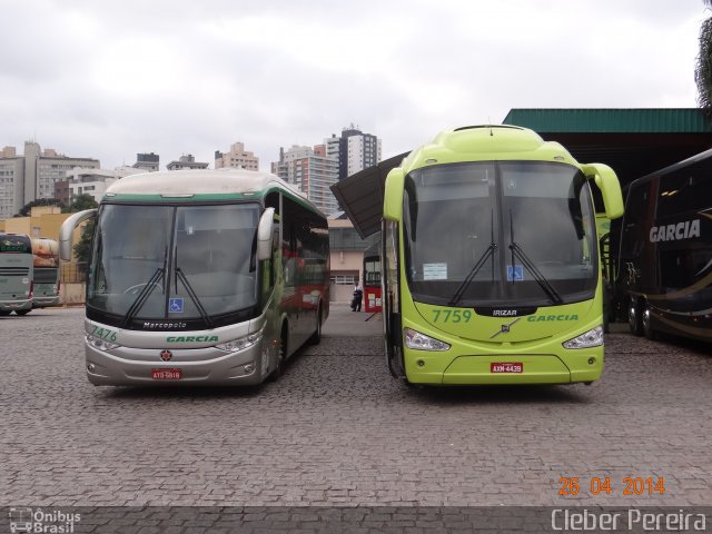 Viação Garcia 7476 na cidade de Curitiba, Paraná, Brasil, por Cleber Luiz Pereira. ID da foto: 2668657.