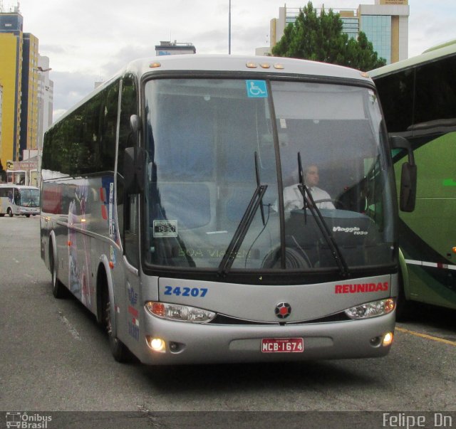 Reunidas Transportes Coletivos 24207 na cidade de Curitiba, Paraná, Brasil, por Felipe  Dn. Número da foto: #2670351.