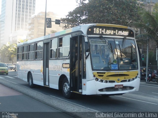 Transportes São Silvestre A37684 na cidade de Rio de Janeiro, Rio de Janeiro, Brasil, por Gabriel Giacomin de Lima. Número da foto: #2670044.