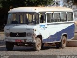 Ônibus Particulares 8262 na cidade de Canápolis, Bahia, Brasil, por Thiago  Pacheco. Número da foto: #2670393.