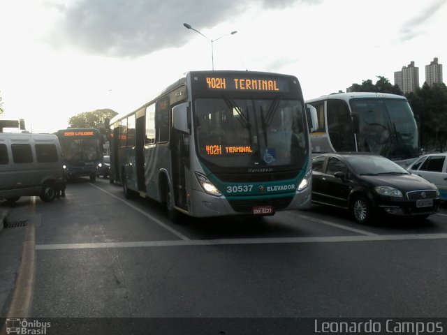 Expresso Luziense > Territorial Com. Part. e Empreendimentos 30537 na cidade de Belo Horizonte, Minas Gerais, Brasil, por Leonardo Campos. Número da foto: #2672212.