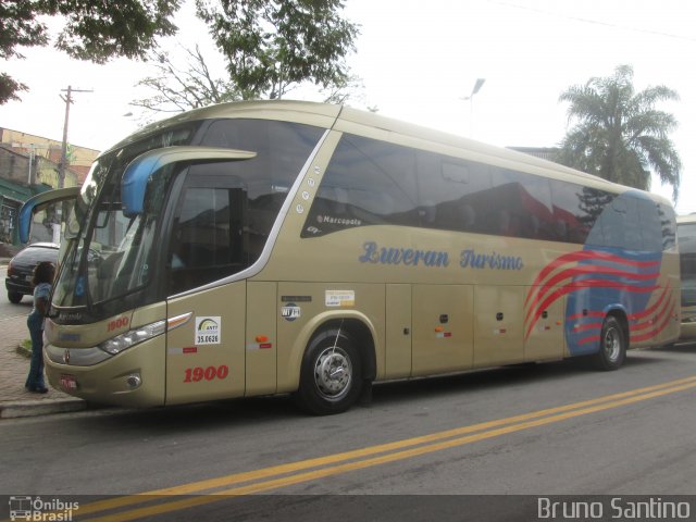 Luveran Turismo 1900 na cidade de Taboão da Serra, São Paulo, Brasil, por Bruno Santino. Número da foto: #2673634.