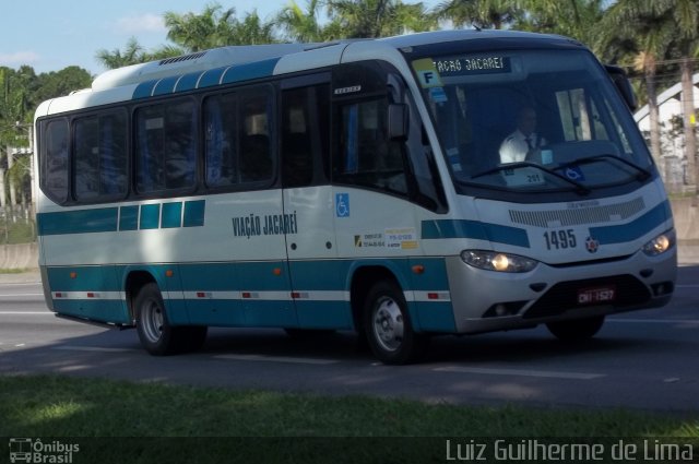 Viação Jacareí 1495 na cidade de São José dos Campos, São Paulo, Brasil, por Luiz Guilherme de Lima. Número da foto: #2676781.