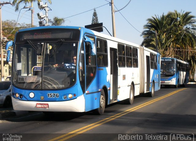 VB Transportes e Turismo 1576 na cidade de Campinas, São Paulo, Brasil, por Roberto Teixeira. ID da foto: 2676822.