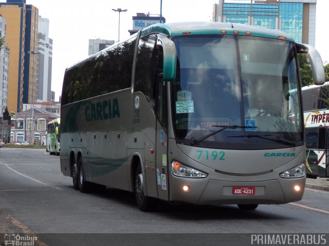 Viação Garcia 7192 na cidade de Curitiba, Paraná, Brasil, por Alexandre Rodrigo. ID da foto: 2623987.