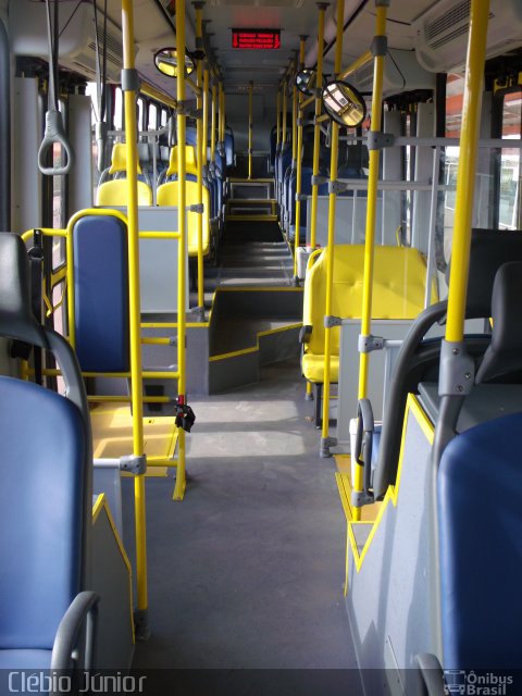 Viação Pioneira 223603 na cidade de Santa Maria, Distrito Federal, Brasil, por Clébio Júnior. Número da foto: #2623616.