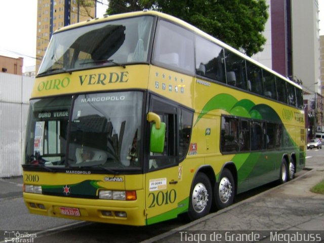 Auto Viação Ouro Verde 2010 na cidade de Curitiba, Paraná, Brasil, por Tiago de Grande. Número da foto: #2677314.