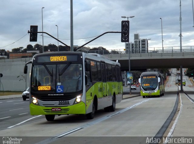 Bettania Ônibus 30589 na cidade de Belo Horizonte, Minas Gerais, Brasil, por Adão Raimundo Marcelino. Número da foto: #2678457.