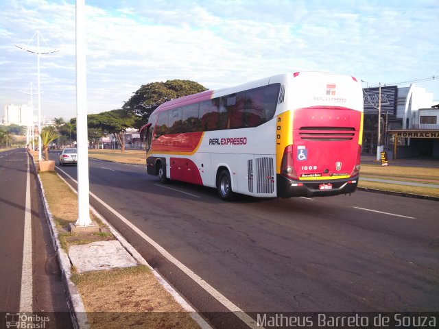 Real Expresso 1009 na cidade de Americana, São Paulo, Brasil, por Matheus Barreto de Souza. Número da foto: #2626848.